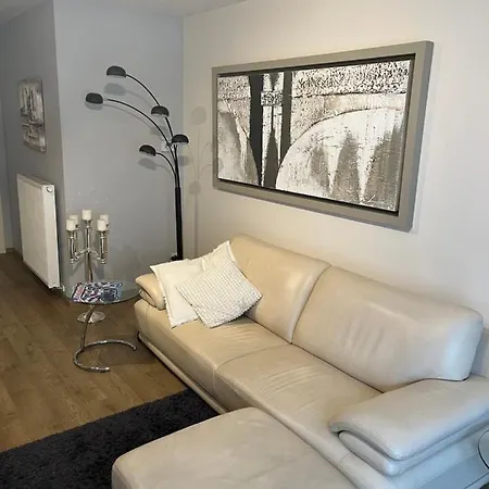 Διαμέρισμα Louisa1